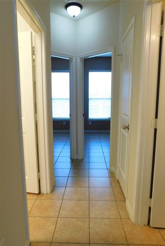 717 Partridge Drive, Aubrey, TX 76227