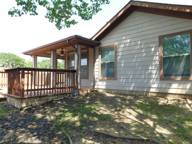 717 Partridge Drive, Aubrey, TX 76227