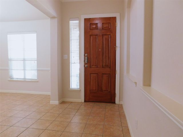 717 Partridge Drive, Aubrey, TX 76227