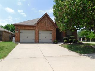 717 Partridge Drive, Aubrey, TX 76227