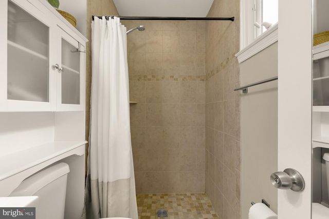 10103 DUNDALK ST, Fairfax, VA 22032