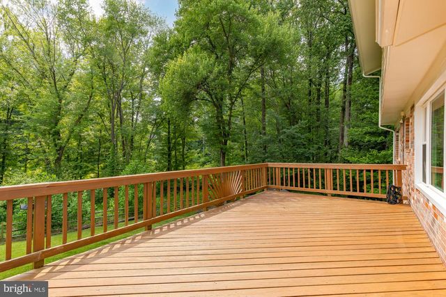10103 DUNDALK ST, Fairfax, VA 22032