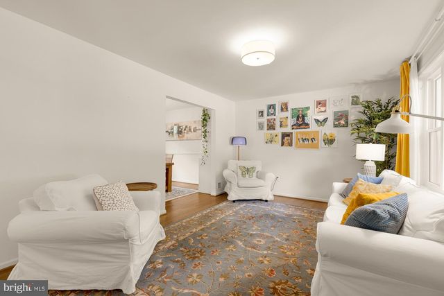 10103 DUNDALK ST, Fairfax, VA 22032