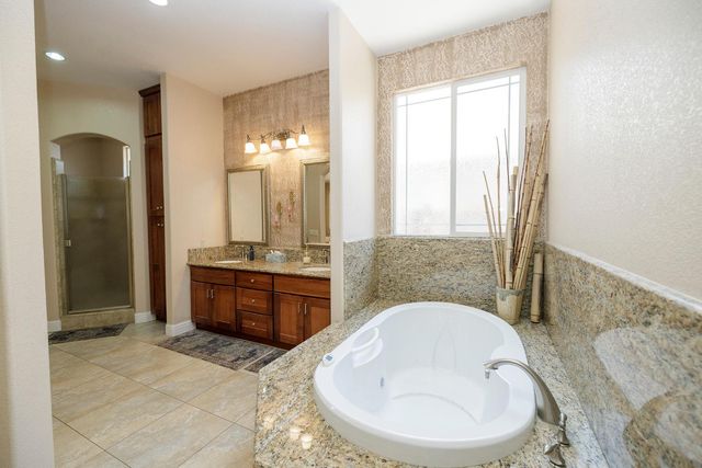 1350 Burman Dr, Turlock, CA 95382