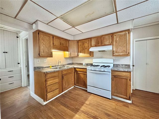 297 -301 East North Street, Geneva City, NY 14456