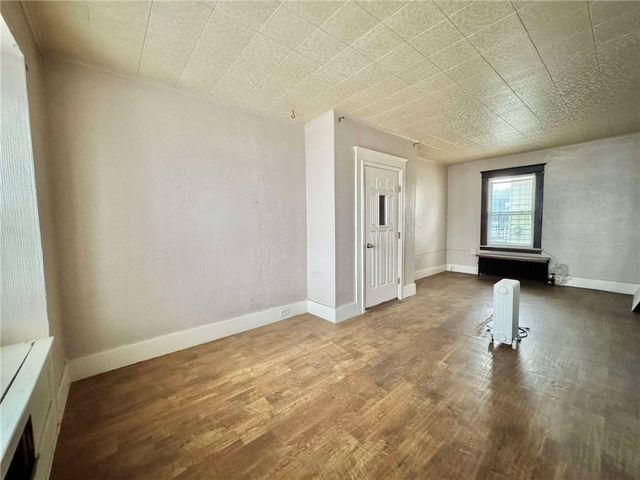 297 -301 East North Street, Geneva City, NY 14456