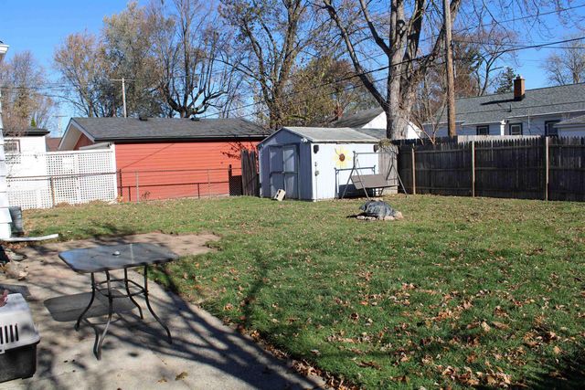 629 Chippewa Street, Mount Clemens, MI 48043