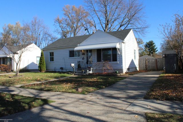 629 Chippewa Street, Mount Clemens, MI 48043