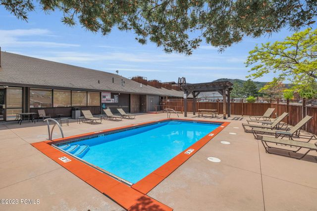 2305 Sidewinder Drive 911, Park City, UT 84060