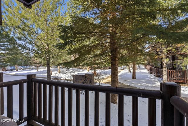 2305 Sidewinder Drive 911, Park City, UT 84060