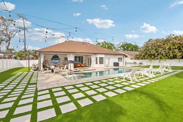 1671 SPARKLING COURT, Dunedin, FL 34698