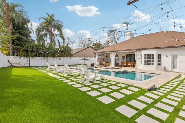 1671 SPARKLING COURT, Dunedin, FL 34698