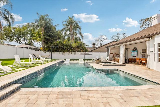 1671 SPARKLING COURT, Dunedin, FL 34698