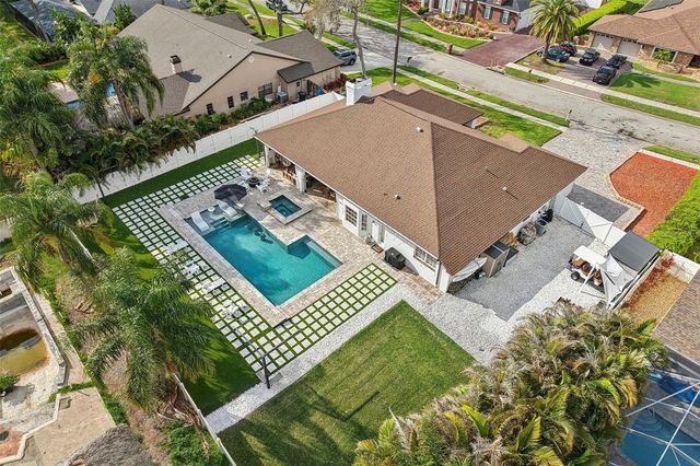 1671 SPARKLING COURT, Dunedin, FL 34698