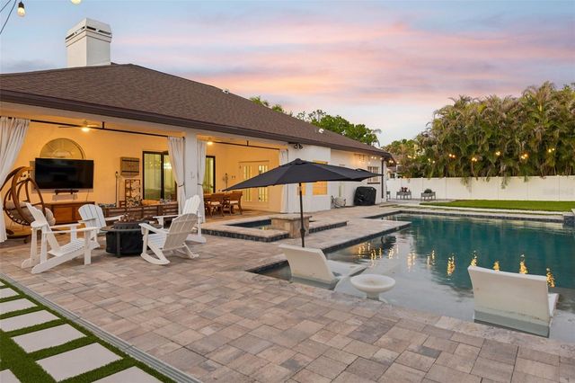 1671 SPARKLING COURT, Dunedin, FL 34698