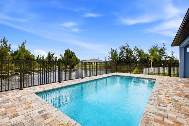 3518 NE 21st PL, Cape Coral, FL 33909