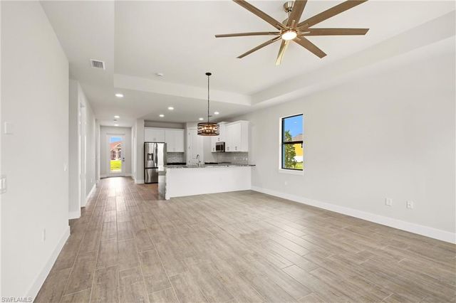 3518 NE 21st PL, Cape Coral, FL 33909