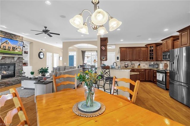 121 Bent Willow Way, Reidsville, NC 27320