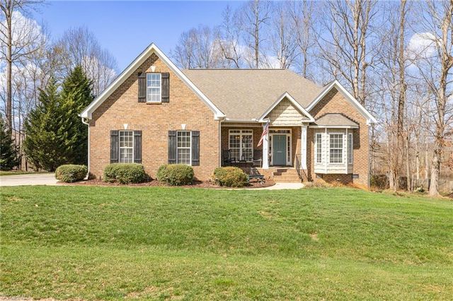 121 Bent Willow Way, Reidsville, NC 27320