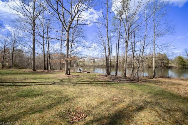 121 Bent Willow Way, Reidsville, NC 27320