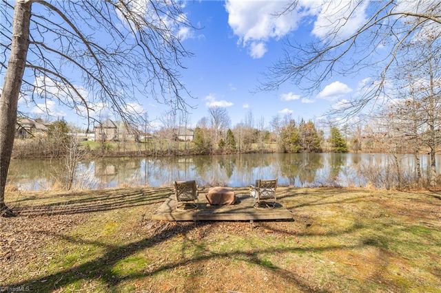 121 Bent Willow Way, Reidsville, NC 27320