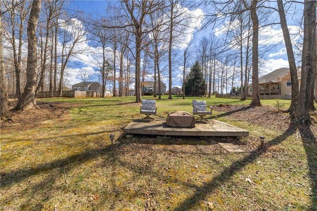 121 Bent Willow Way, Reidsville, NC 27320