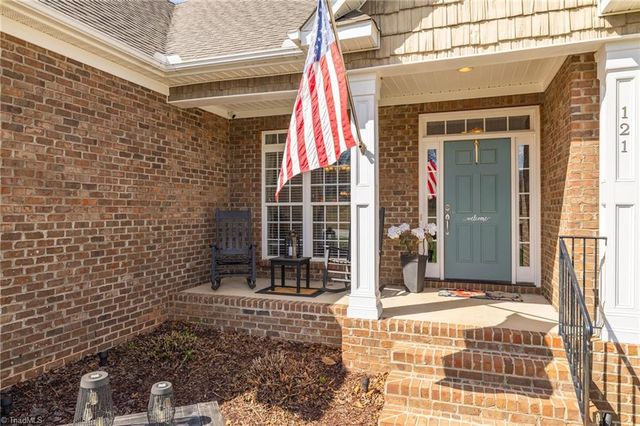 121 Bent Willow Way, Reidsville, NC 27320