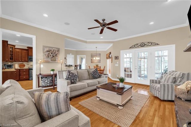 121 Bent Willow Way, Reidsville, NC 27320