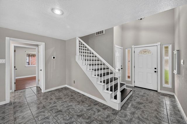 11214 Hambleton Way, Houston, TX 77065