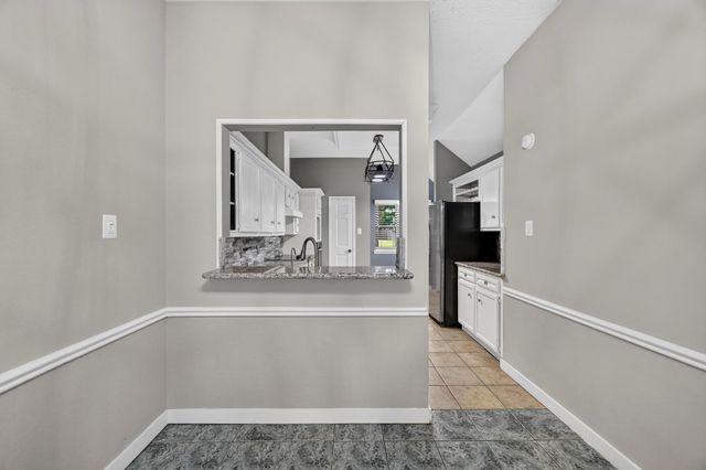 11214 Hambleton Way, Houston, TX 77065