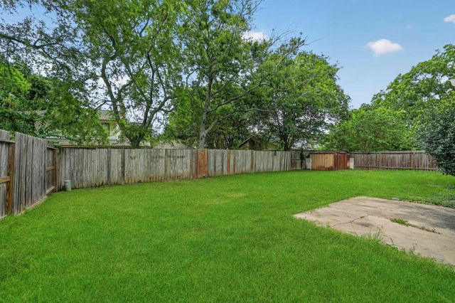 11214 Hambleton Way, Houston, TX 77065