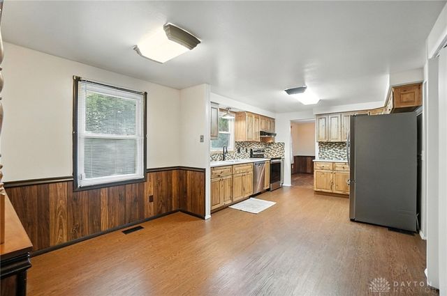 5604 Sandpiper Lane, Huber Heights, OH 45424