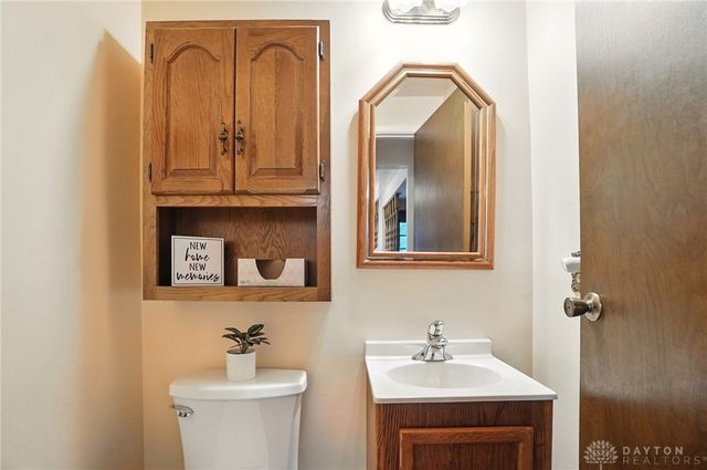 5604 Sandpiper Lane, Huber Heights, OH 45424