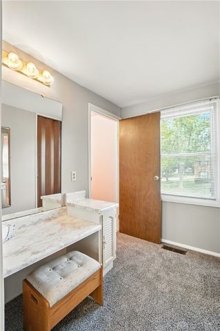 5604 Sandpiper Lane, Huber Heights, OH 45424