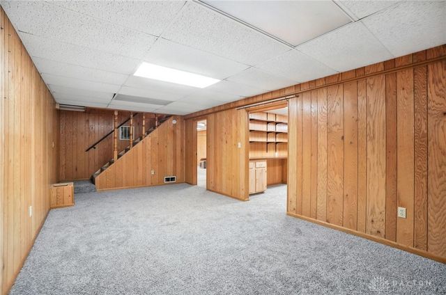 5604 Sandpiper Lane, Huber Heights, OH 45424