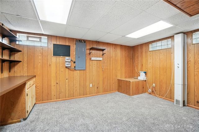 5604 Sandpiper Lane, Huber Heights, OH 45424