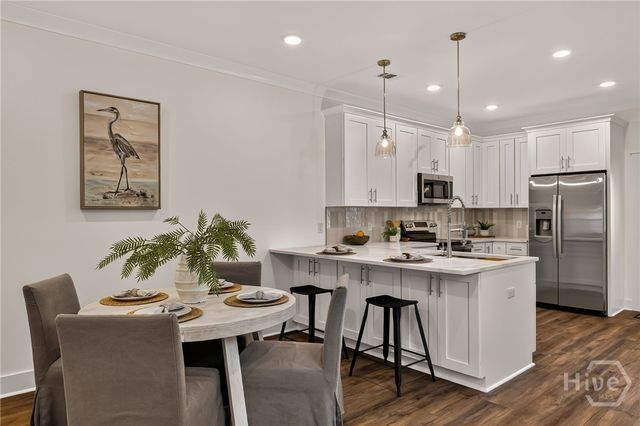 1601 Grove Street, Savannah, GA 31401