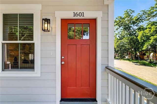 1601 Grove Street, Savannah, GA 31401