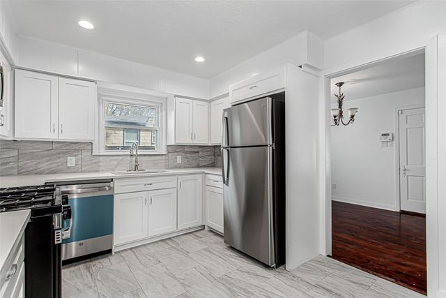 3311 Tooms Street, Dallas, TX 75227