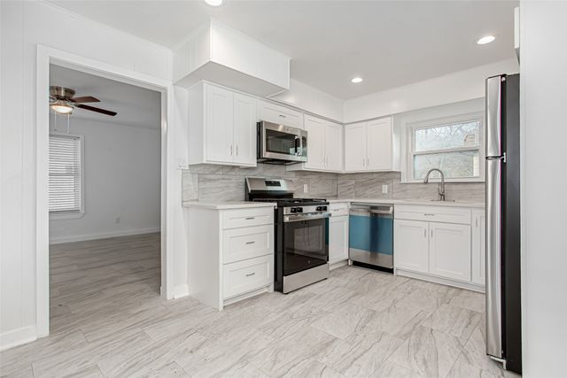 3311 Tooms Street, Dallas, TX 75227