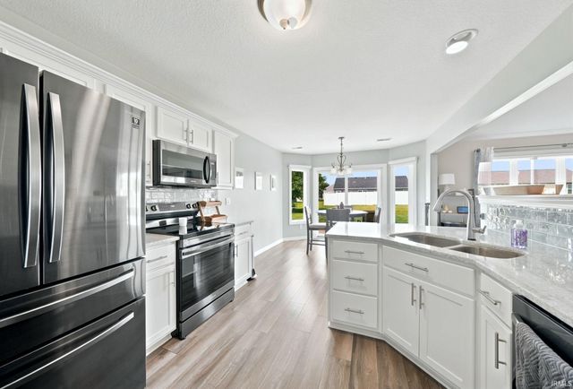 825 Innkeepers Court, Waterloo, IN 46793
