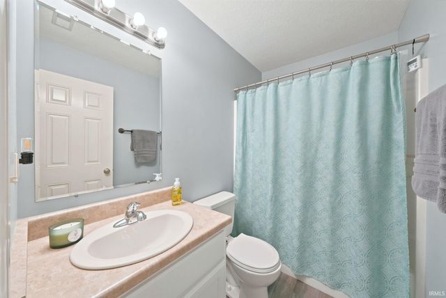 825 Innkeepers Court, Waterloo, IN 46793