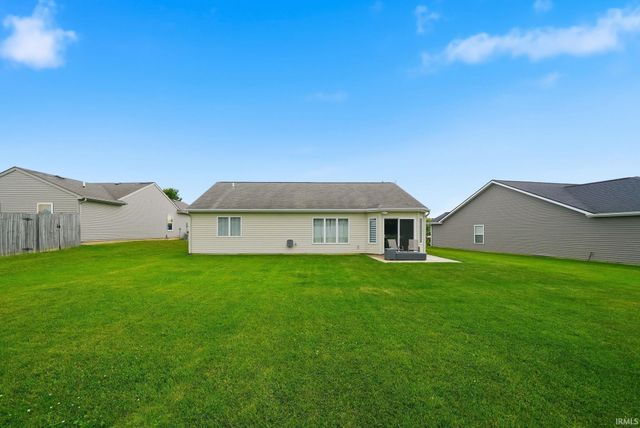 825 Innkeepers Court, Waterloo, IN 46793
