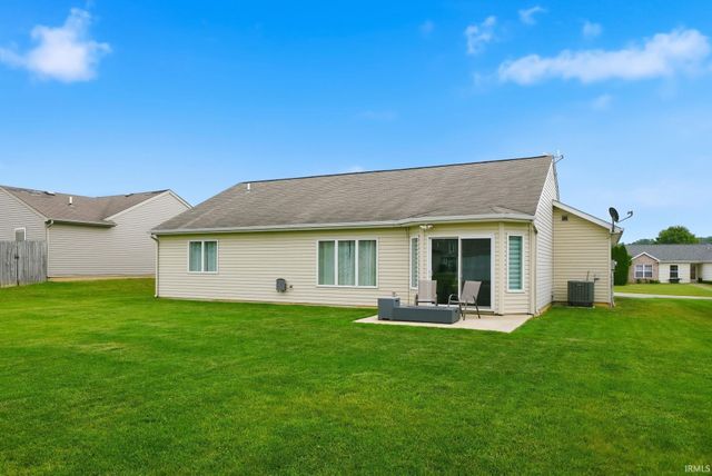 825 Innkeepers Court, Waterloo, IN 46793