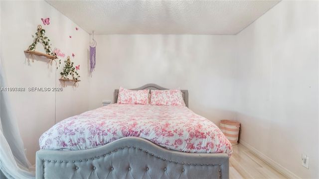 7101 NW 40th St, Coral Springs, FL 33065