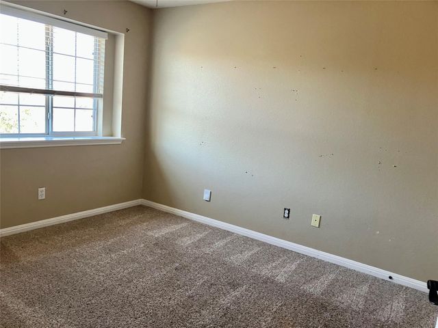 1118 Henderson DR, Leander, TX 78641