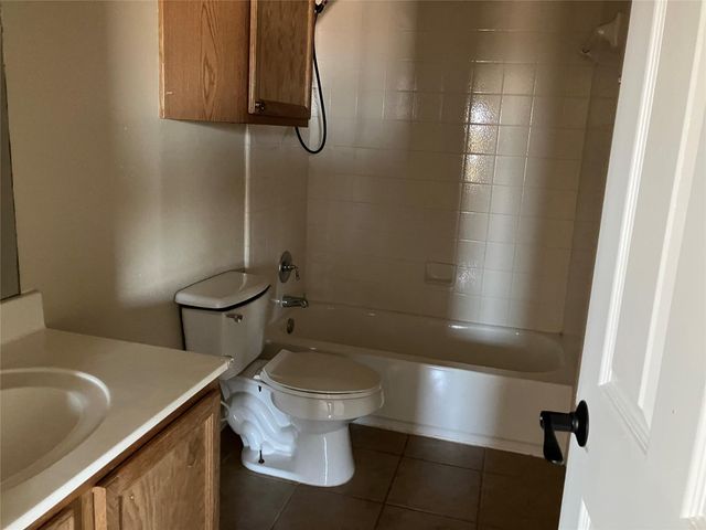1118 Henderson DR, Leander, TX 78641