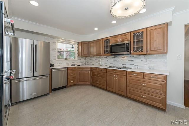 329 Portico Court, Chesterfield, MO 63017