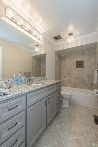 329 Portico Court, Chesterfield, MO 63017