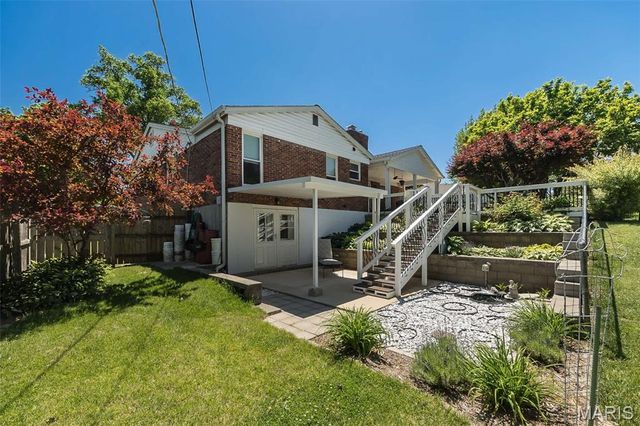 329 Portico Court, Chesterfield, MO 63017